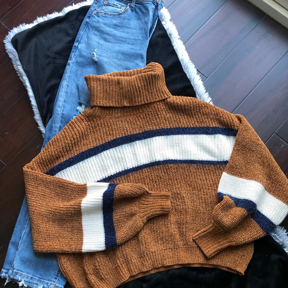 ❤️HP❤️ 10-24 Crop sweater chunky knit cowl neck - Picture 6 of 6